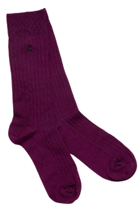 Athletic men's socks with arch supportDeep Purple Bamboo Socks