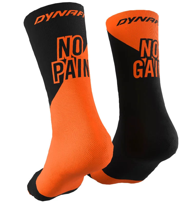 Stretchable men's socks for a flexible fitDynafit No Pain No Gain Socks - Shocking orange