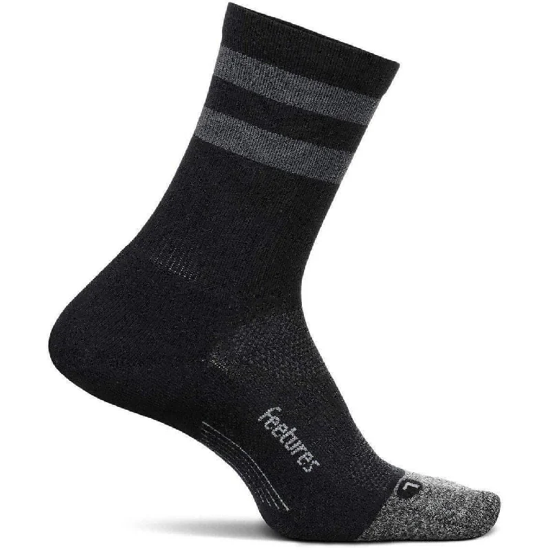 Knee - high men's socks for a vintage styleFeetures Elite Light Cushion Mini Crew Running Socks - Black