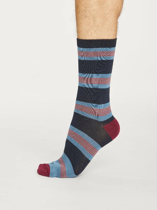 Stretchable men's socks for a flexible fitJesper Stripe Socks - Ash Blue