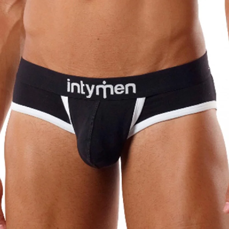 Men's briefs with a double - layer pouch for extra protectionIntymen INT6300 Fill It Brief