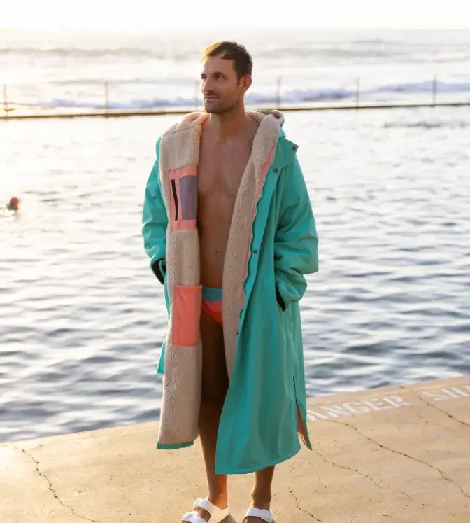 Cotton men's robes with a classic shawl collarMen's Long Sleeve Pro Change Robe EVO - Icebergs Aqua