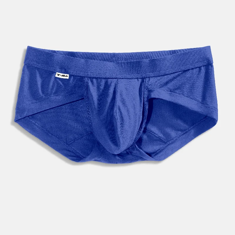 Light - weight men's briefs for summer wearThe Sky Blue Brief