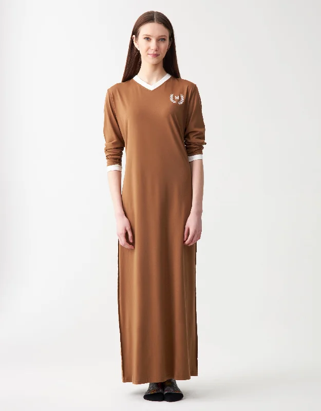 Short - style men's robes for a modern lookVneck Nightgown with Embroidered Logo Motif Tan